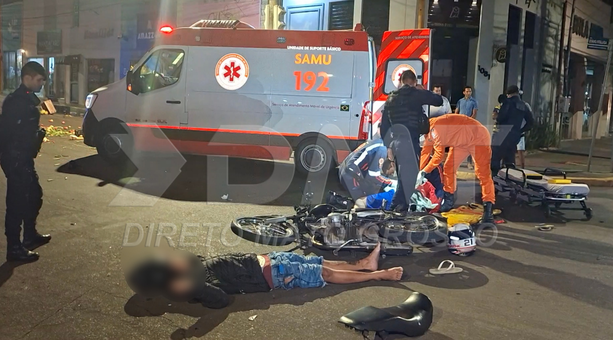 Dupla em moto cruza semáforo no sinal vermelho e bate violentamente em caminhonete F250 de feirante 1