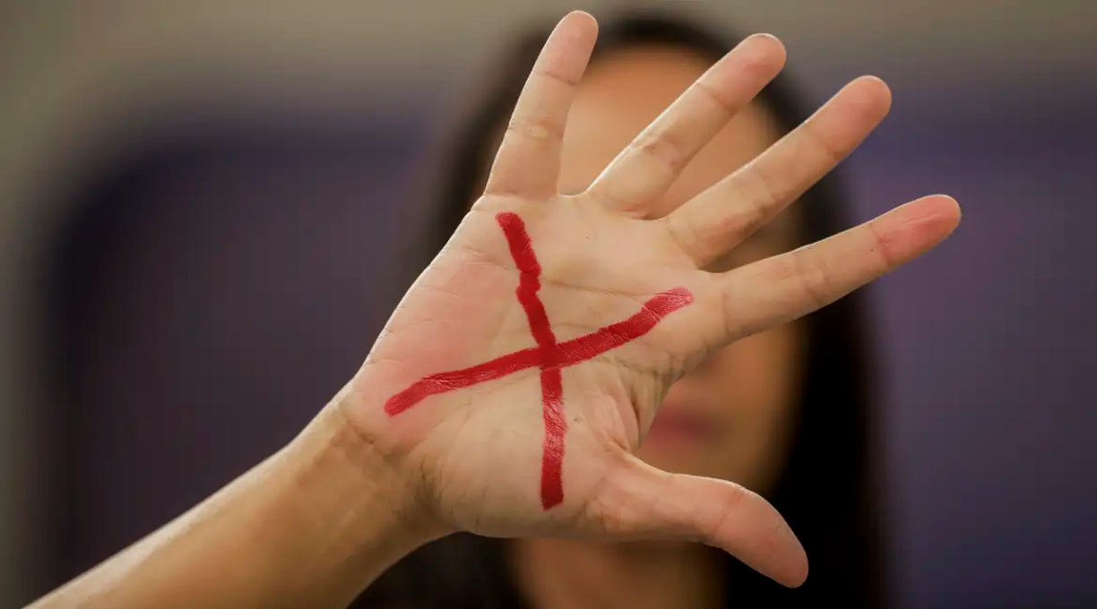 Mais de 70% das agressões contra mulheres têm testemunhas, diz estudo 1