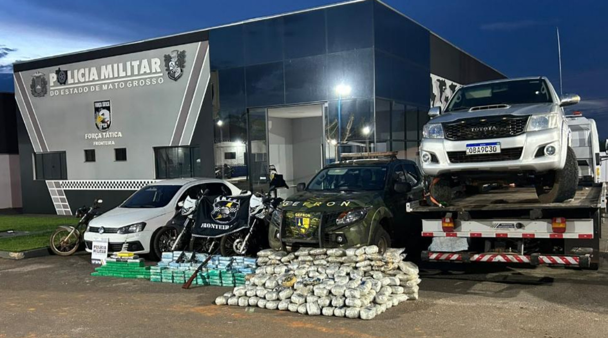 Forças de segurança apreendem 376 quilos de drogas e quatro armas de fogo; prejuízo ao crime de R$ 5 milhões 1