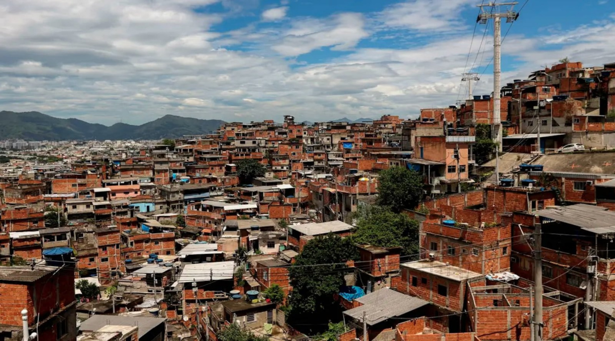 Brasil tem 16,4 milhões de moradores de favelas em 12.348 comunidades do tipo, revela IBGE 1