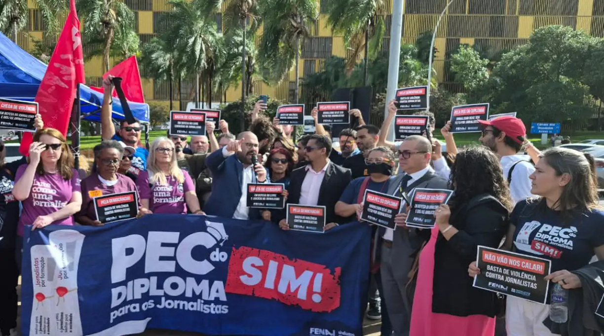 Jornalistas fazem ato contra censura e agressões na Câmara 1