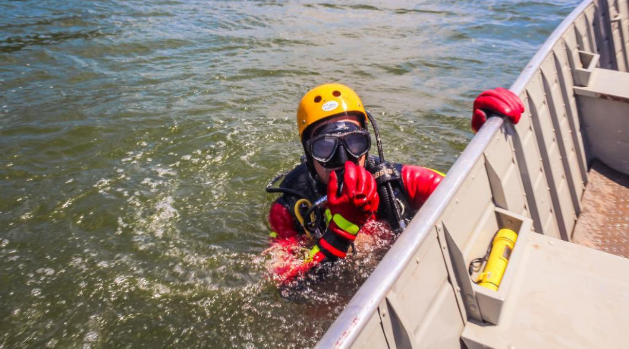 Corpo de Bombeiros localiza e resgata corpo de jovem que se afogou no Rio Verde 1