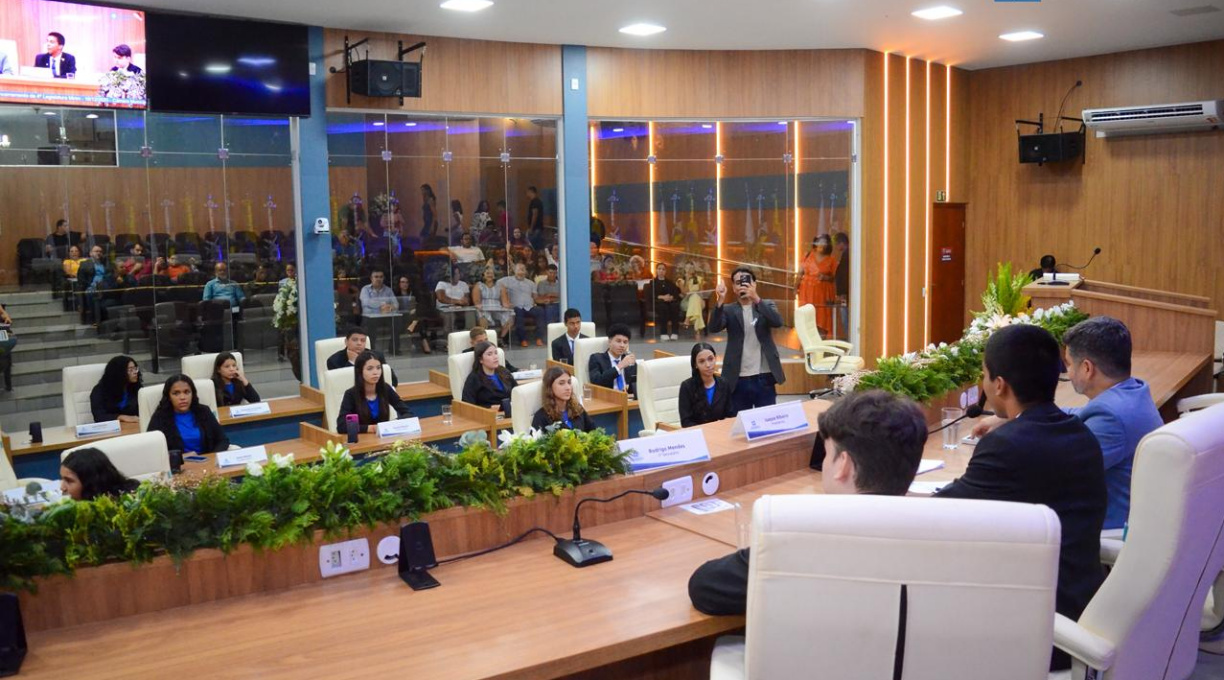 Câmara de Rondonópolis encerra edição 2025 do projeto Vereador Mirim com sessão solene 1