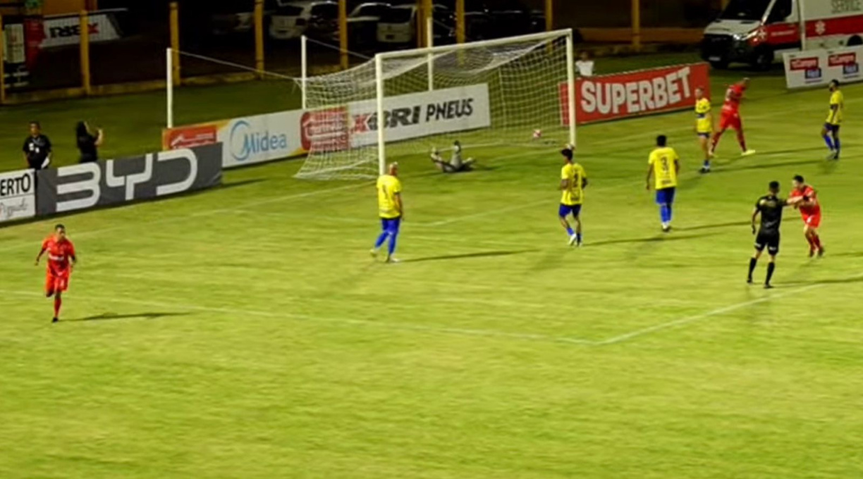 União vence o Nova Mutum por 3 a 0, segue na ponta da tabela do Estadual 1