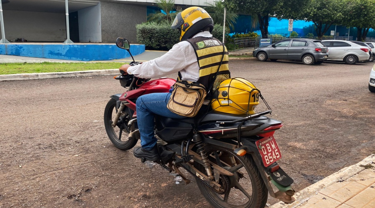 Prefeitura define prazo para renovação da autorização para serviços de táxi e mototáxi 1