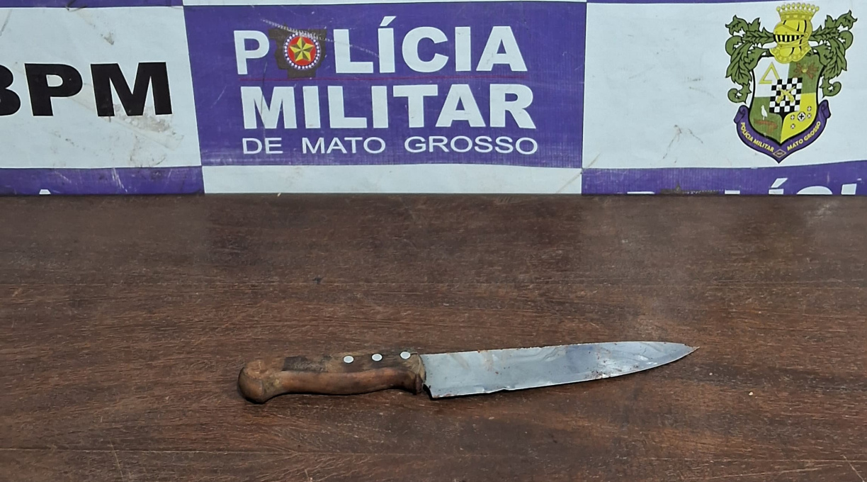 Mulher é detida pela PM em Rondonópolis após golpear o marido com uma facada no peito 1