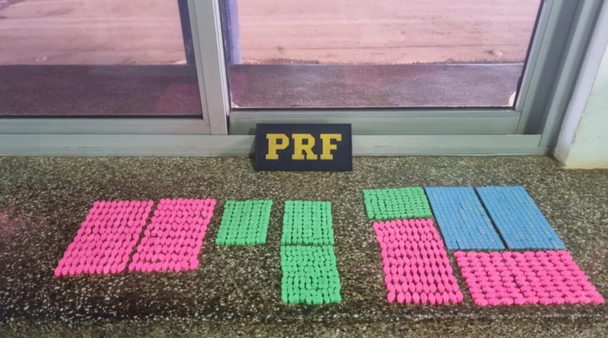 PRF apreende 1.000 comprimidos de ecstasy em ônibus na BR-163 em Sorriso 1