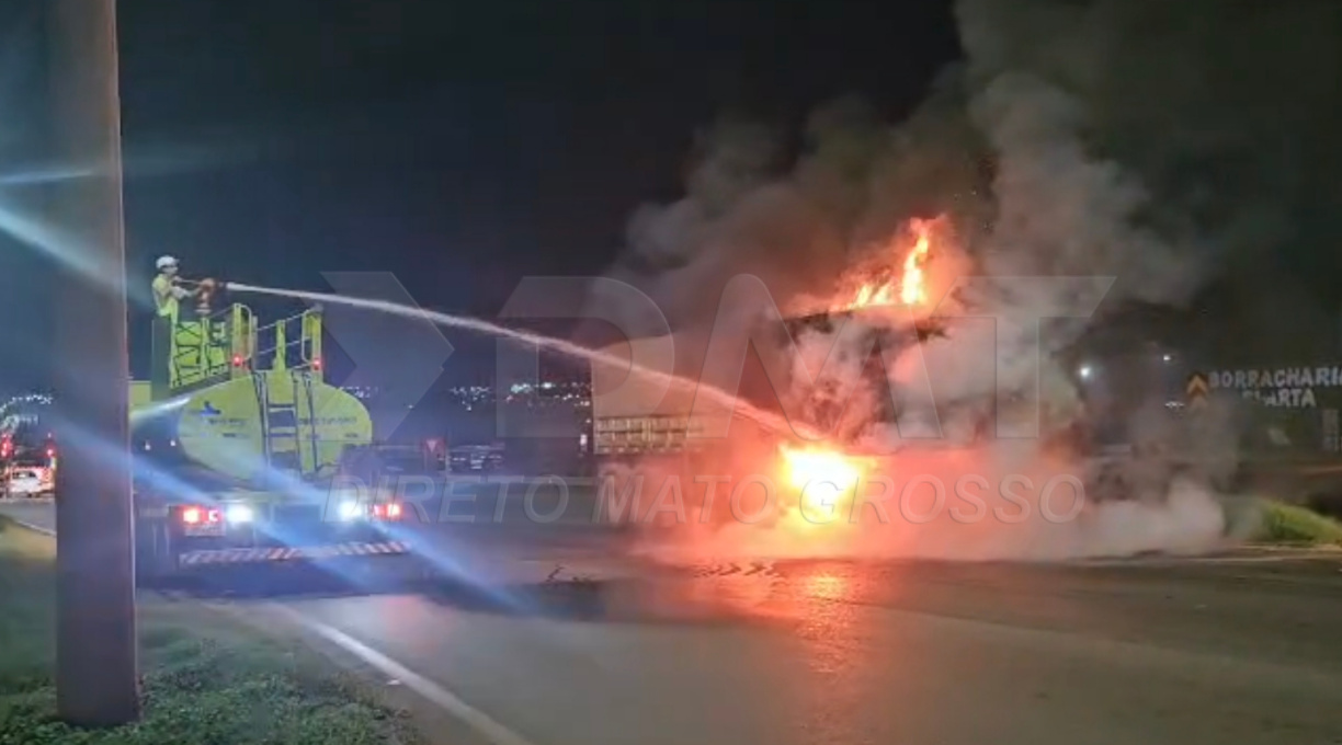 Ação da Nova Rota do Oeste e do Corpo de Bombeiros evitou a destruição total do vagão de carreta na BR-364 1