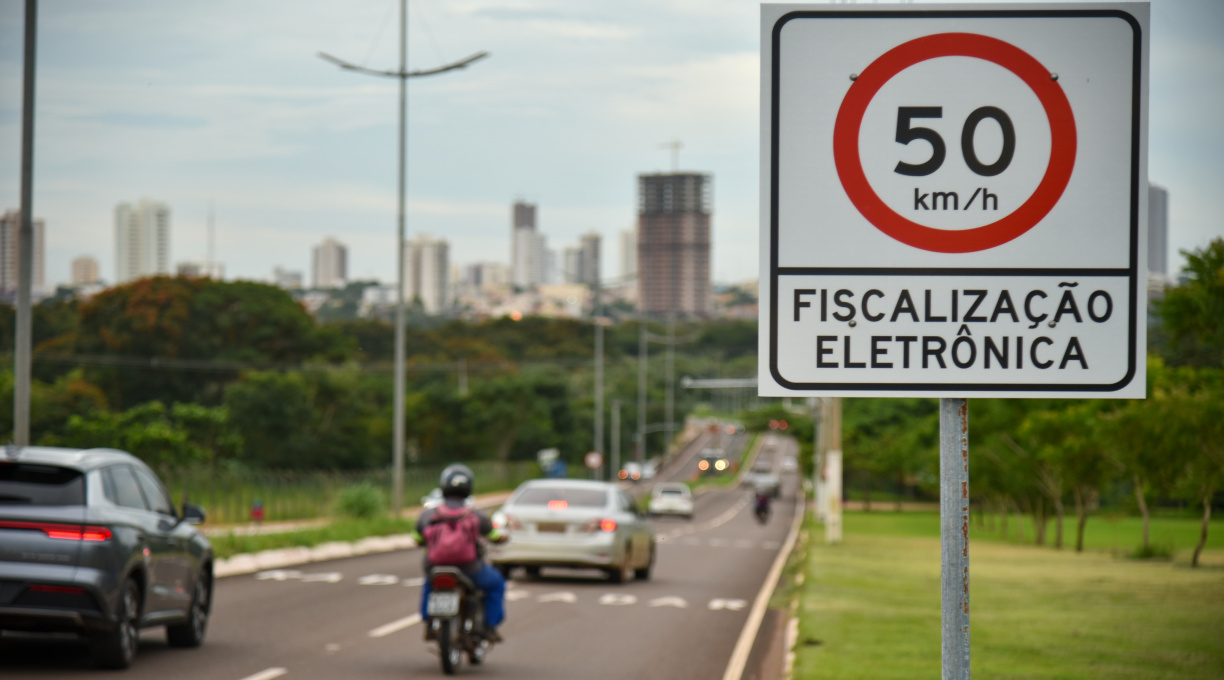 Locais com fiscalização eletrônica em Rondonópolis estão sinalizados e identificados 1