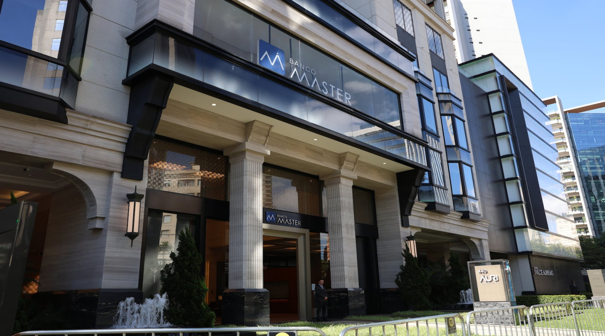 ‘Escândalo enorme’, diz The Economist sobre possível associação do STF ao caso Master 1