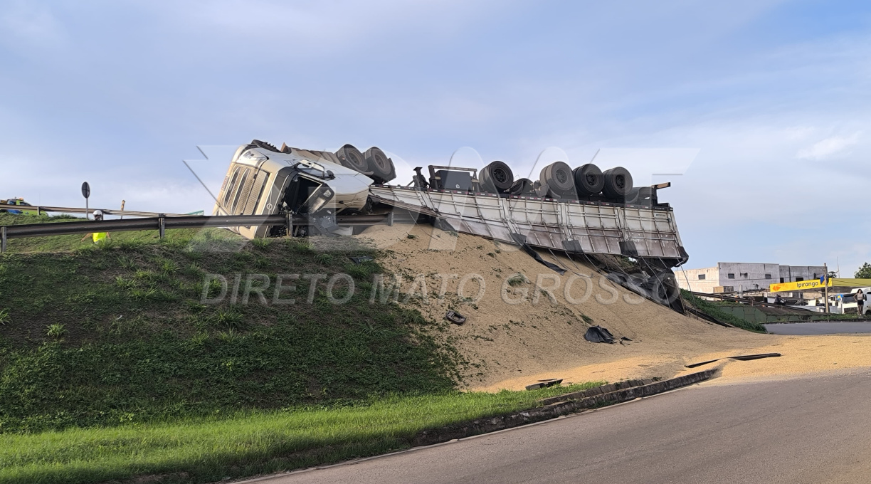 Motorista é preso pela PRF por embriaguez ao volante após o tombamento de carreta no viaduto em Rondonópolis 1