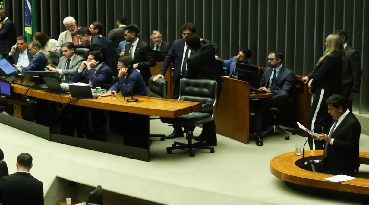 Câmara aprova em segundo turno PEC da Segurança Pública 1