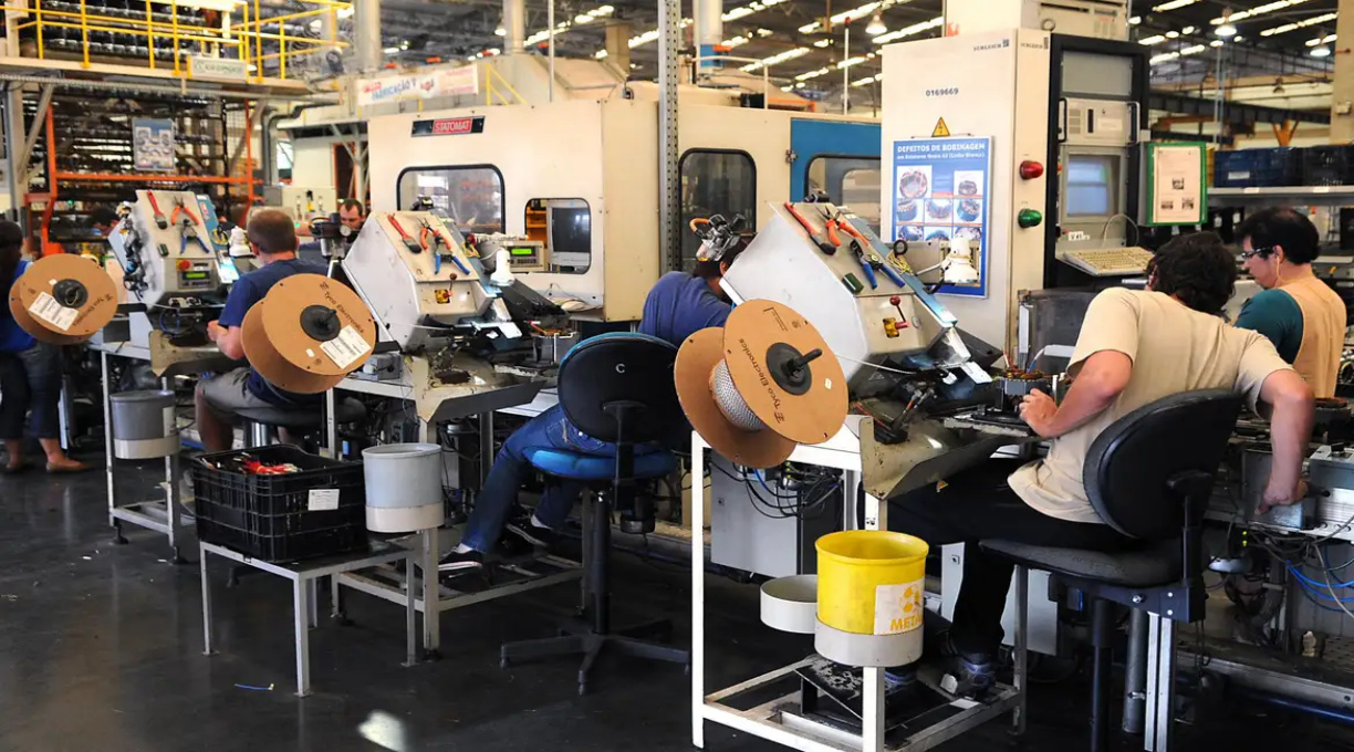 Alta da atividade industrial em janeiro não compensa perdas acumuladas 2