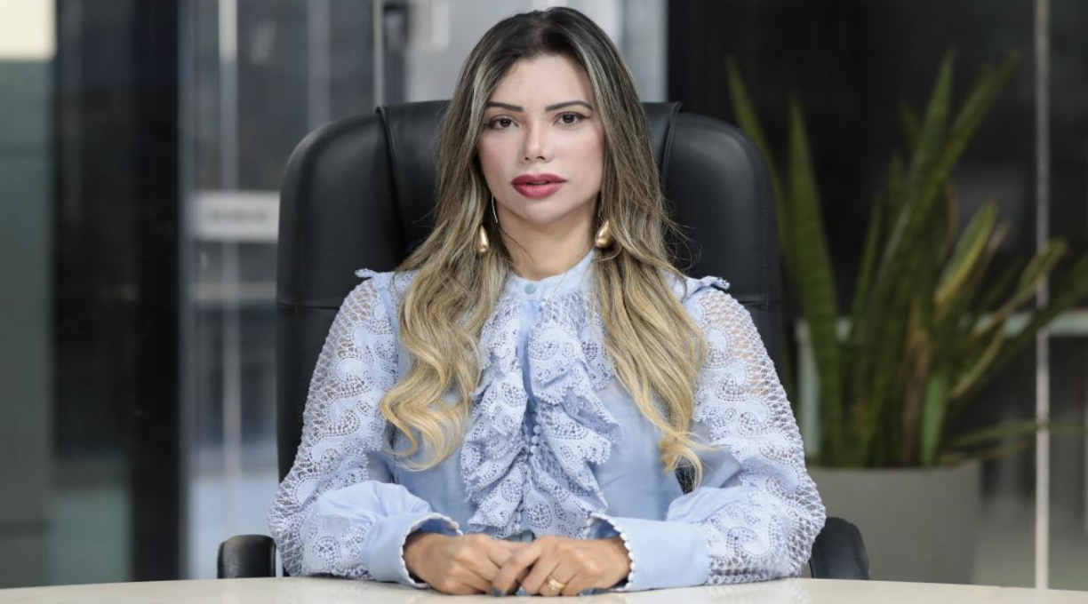 "Xingamento e traição não são relacionamento em crise, são crimes e a mulher precisa denunciar", alerta delegada 2