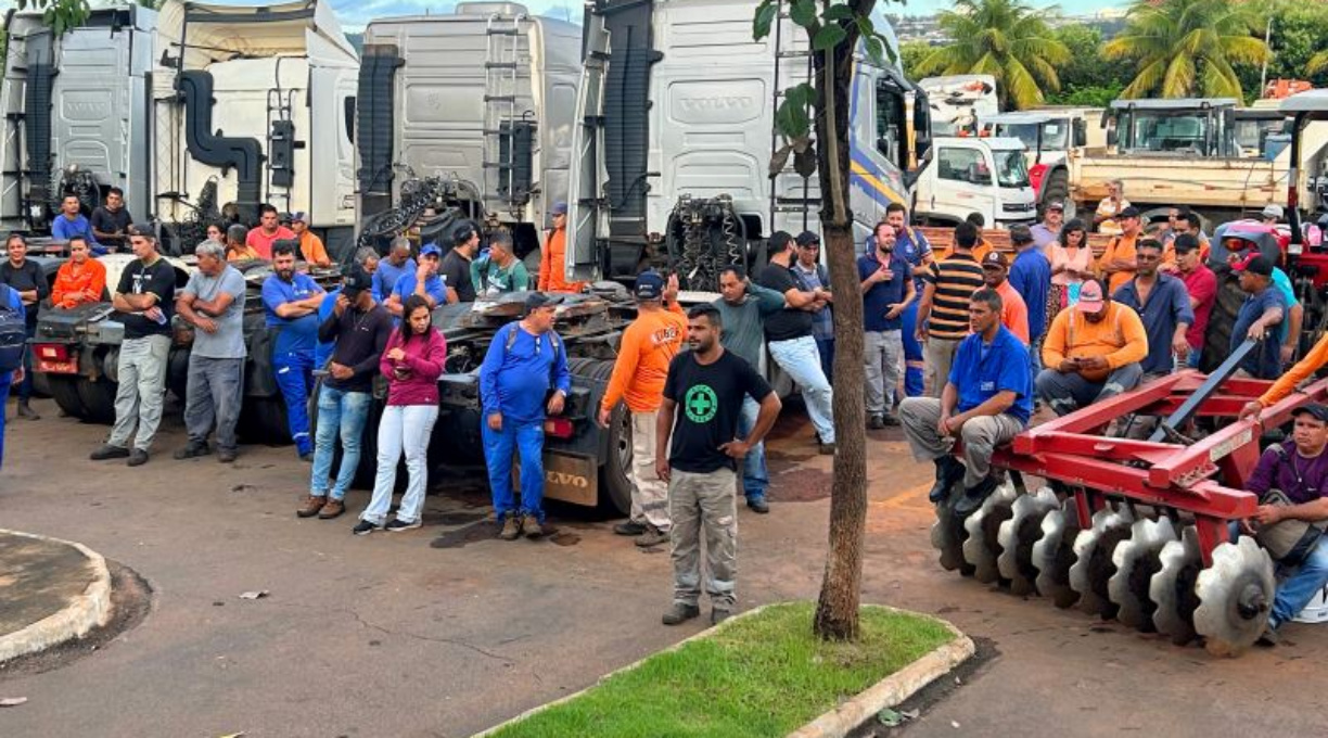 Com salários e vale-alimentação atrasados, servidores da Coder cruzam os braços nesta segunda-feira 4