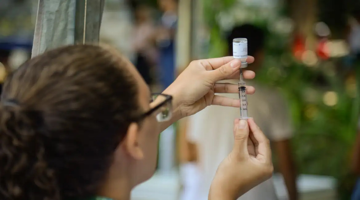 Vacinação nacional contra gripe começa no sábado 1