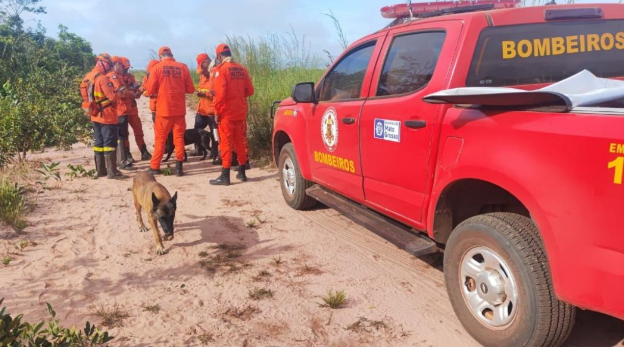 Corpo de Bombeiros intensifica buscas por homem desaparecido em área de mata 7