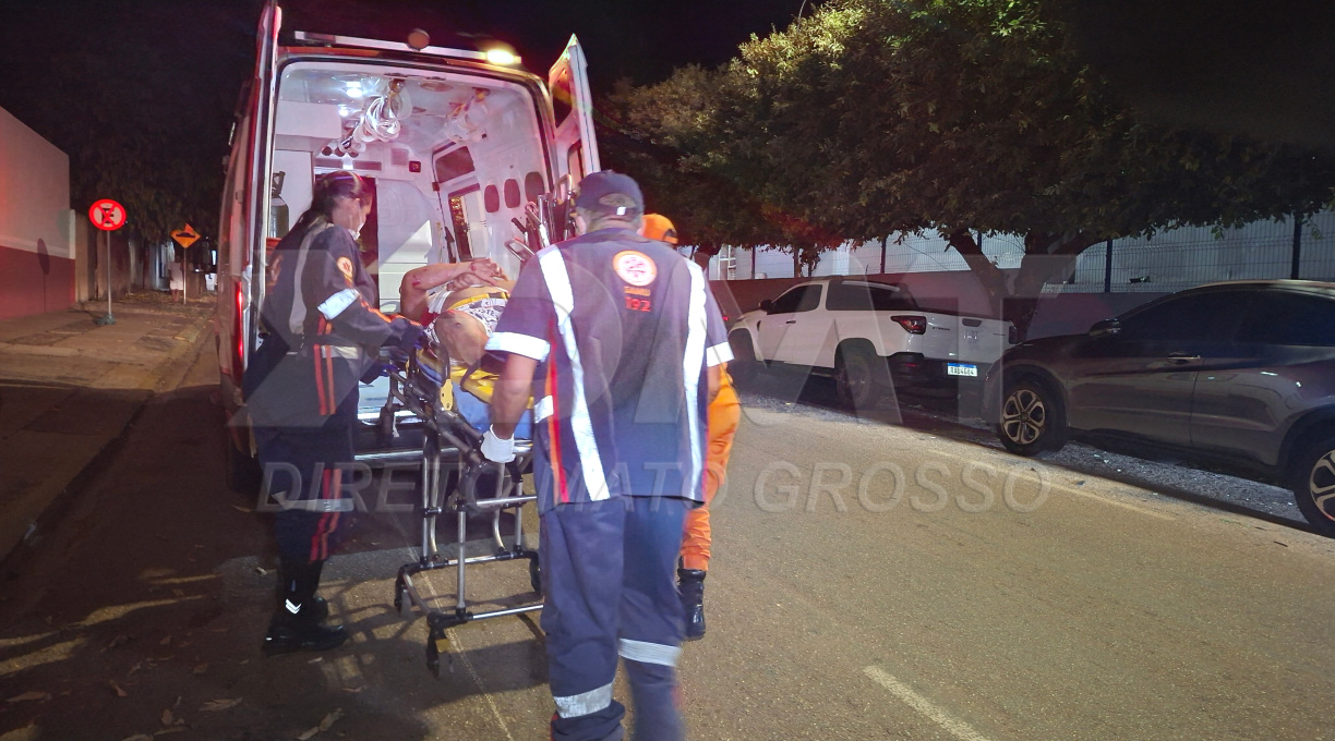 Motorista invade preferencial, causa violento acidente e deixa vítima em estado grave no Jardim Guanabara 1 Motorista invade preferencial, causa violento acidente e deixa vítima em estado grave no Jardim Guanabara 1