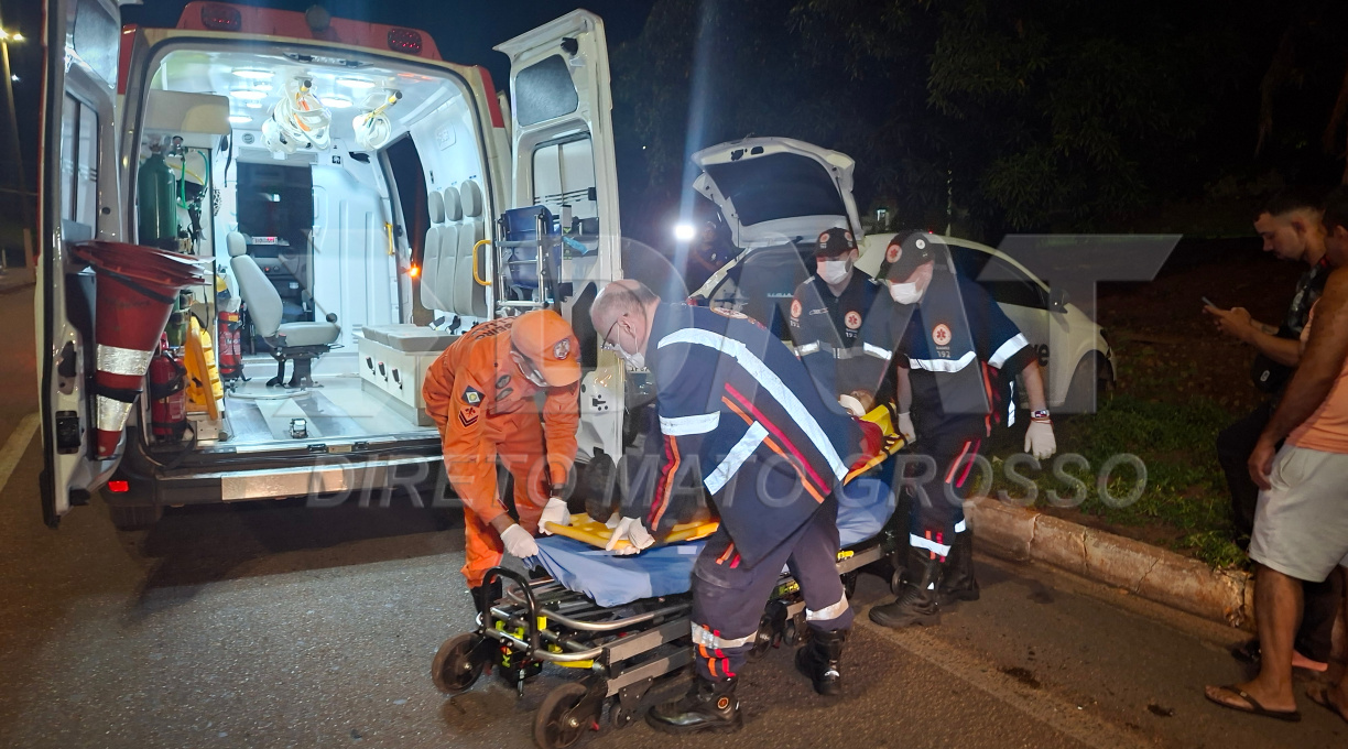 Acidente envolvendo quatro veículos na Avenida dos Estudantes deixa motociclista ferido 1 Acidente envolvendo quatro veículos na Avenida dos Estudantes deixa motociclista ferido 1