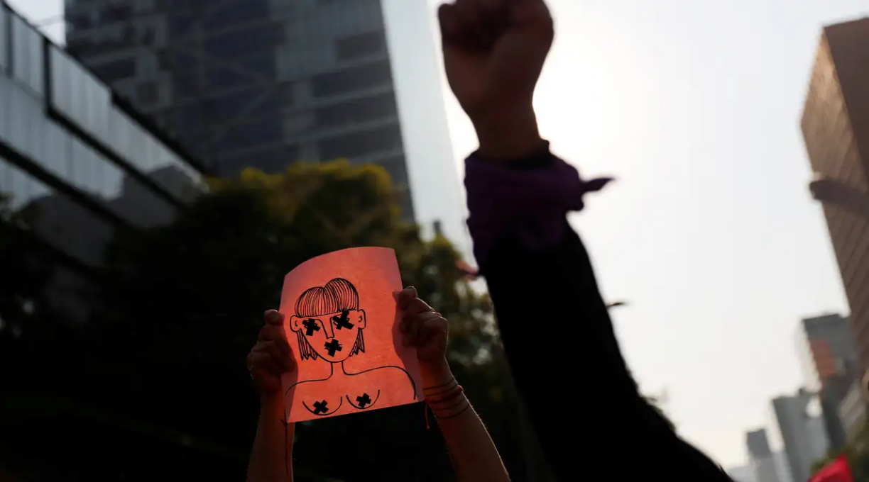 Denúncias de violência digital contra mulheres crescem 188% em um ano 5 Denúncias de violência digital contra mulheres crescem 188% em um ano 5
