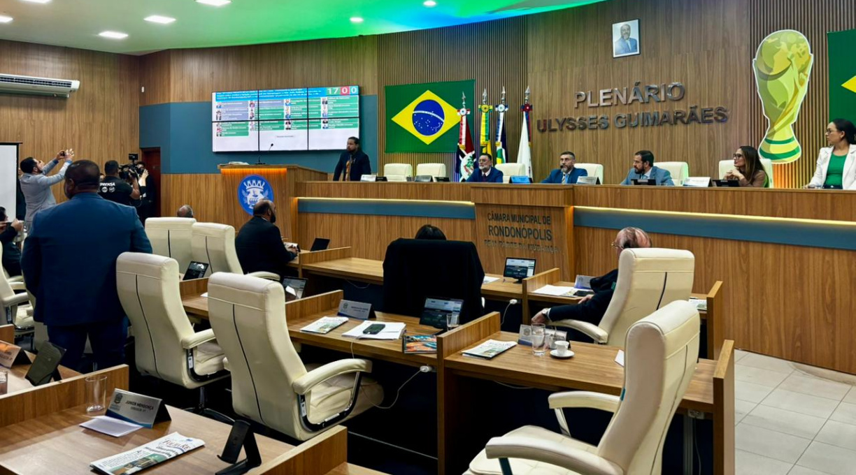 Câmara aprova pedido de licença do vereador Renan Dourado 1 Câmara aprova pedido de licença do vereador Renan Dourado 1