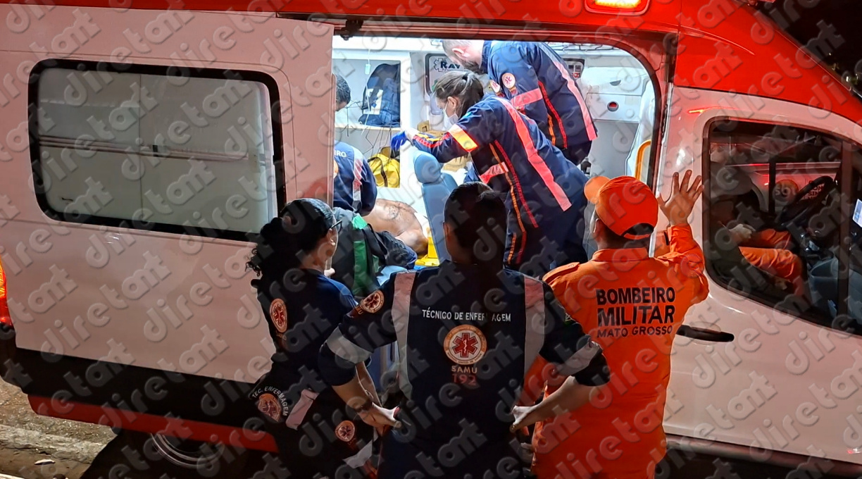 Idoso é intubado por profissionais do SAMU e encaminhado ao Hospital Regional após cair de animal e sofrer traumatismo craniano 1 Idoso é intubado por profissionais do SAMU e encaminhado ao Hospital Regional após cair de animal e sofrer traumatismo craniano 1