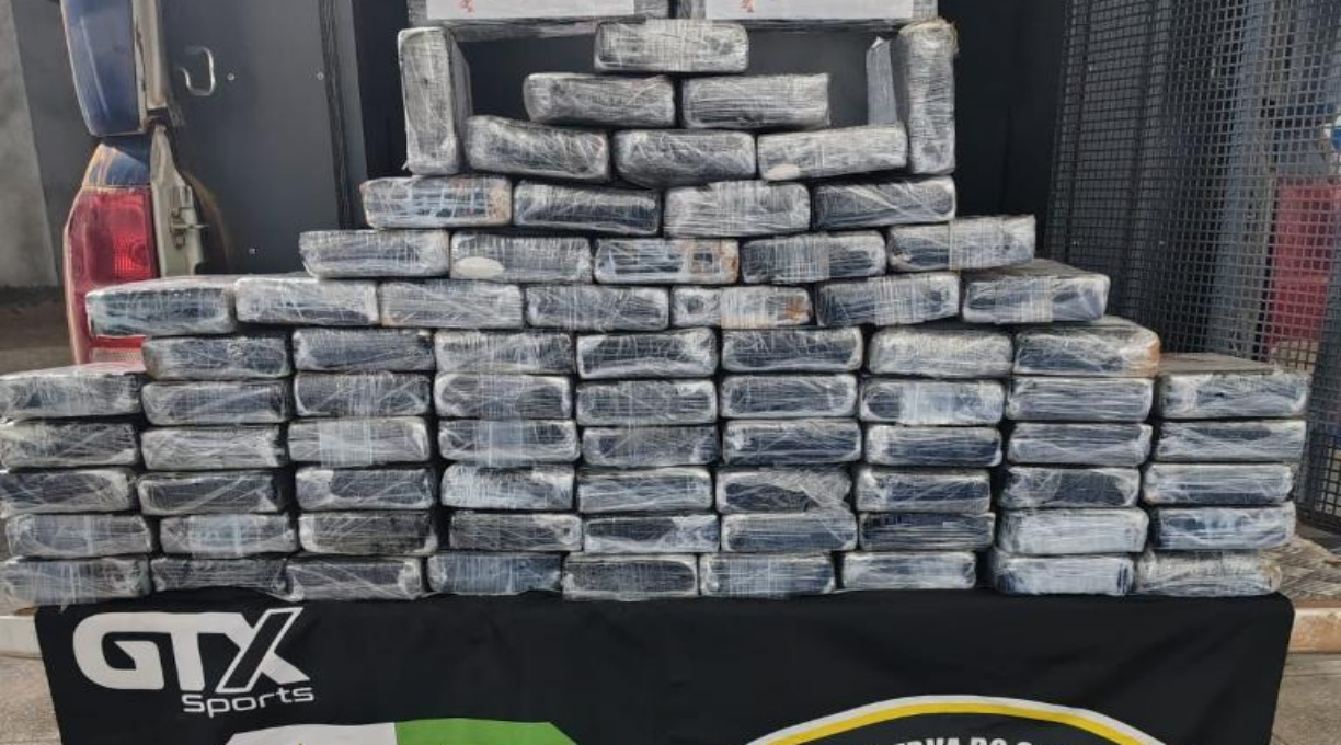 Polícia Militar localiza aeronave e apreende 78 tabletes de cocaína na Reserva do Cabaçal 1