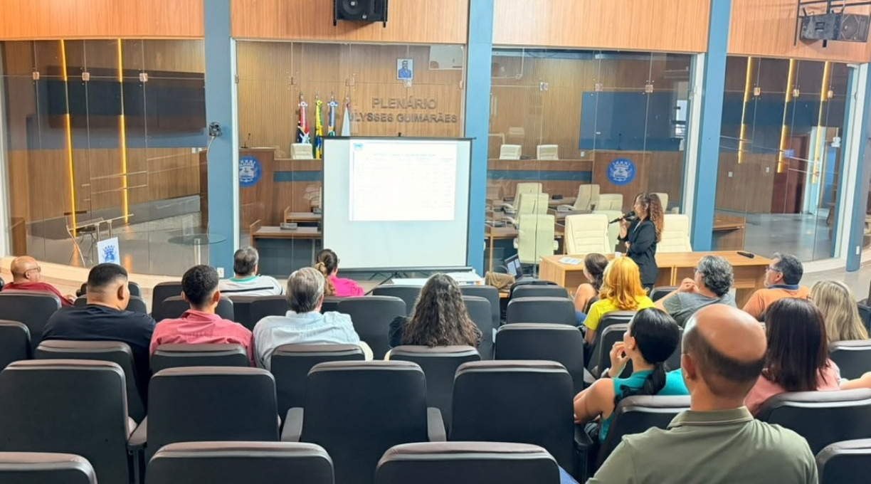 Município fecha primeiro quadrimestre com 7,21% de crescimento nas receitas 1 Município fecha primeiro quadrimestre com 7,21% de crescimento nas receitas 1