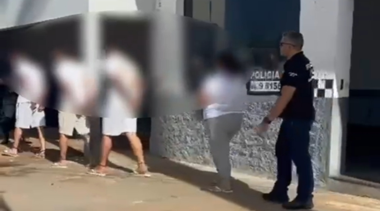 Investigadores da PJC prendem cinco suspeitos por tortura, sequestro, cárcere privado e organização criminosa em Pedra Preta 3