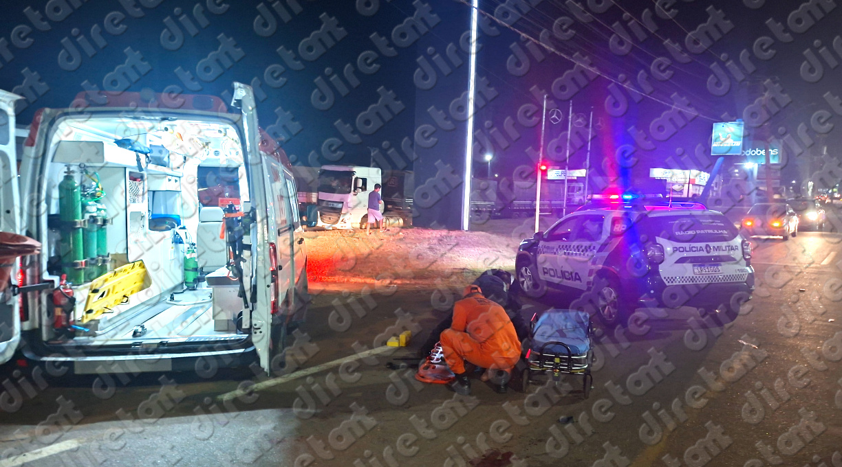 Colisão frontal entre carro e moto às margens da BR-364, em Rondonópolis, deixa motociclista gravemente ferido 1 Colisão frontal entre carro e moto às margens da BR-364, em Rondonópolis, deixa motociclista gravemente ferido 1