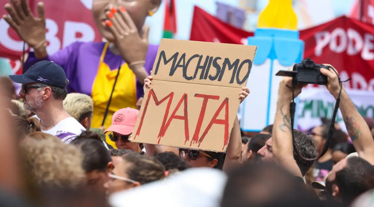 Sobrecarga doméstica expõe mulheres à violência, dizem especialistas 5 Sobrecarga doméstica expõe mulheres à violência, dizem especialistas 5
