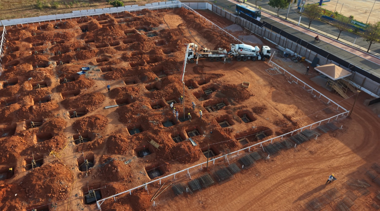Obra da Policlínica Regional avança e está na fase de concretagem da fundação 1 Obra da Policlínica Regional avança e está na fase de concretagem da fundação 1