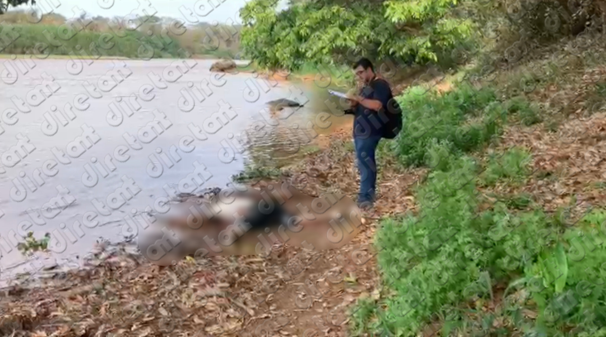 Bombeiros encontram cadáver no Rio Vermelho, possivelmente o mesmo corpo avistado por um pescador no domingo 1 Bombeiros encontram cadáver no Rio Vermelho, possivelmente o mesmo corpo avistado por um pescador no domingo 1