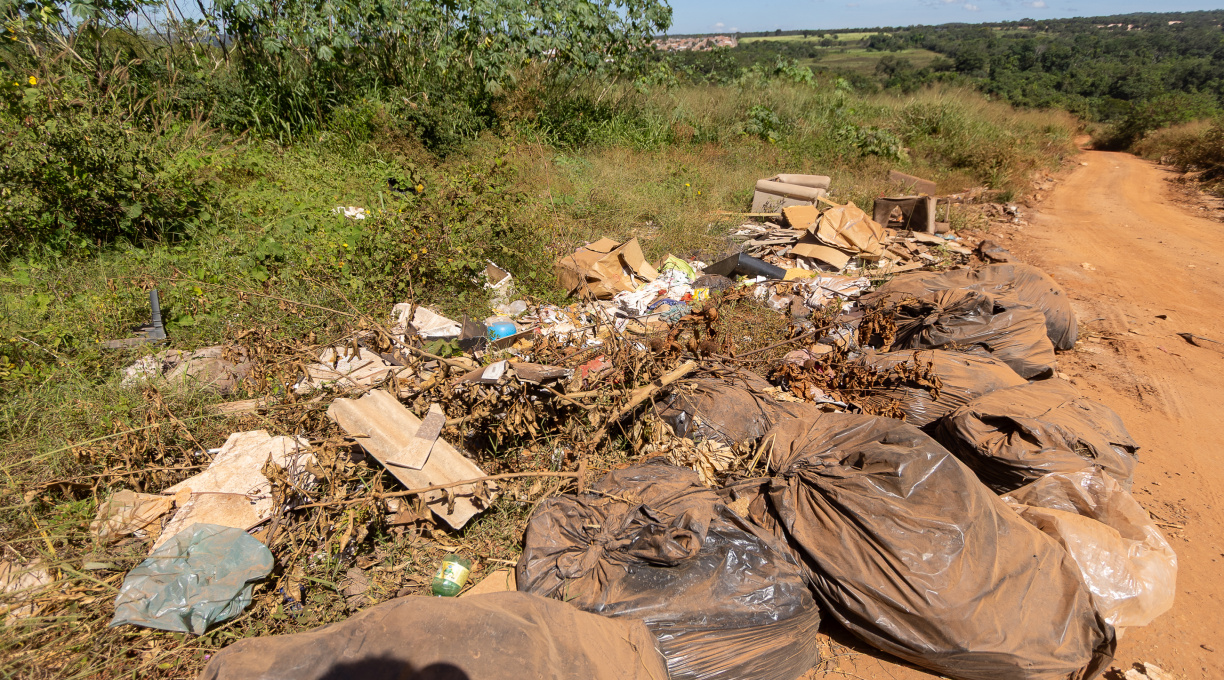 Município e Polícia Militar Ambiental ampliam atuação contra queimadas e descarte irregular de resíduos 1 Município e Polícia Militar Ambiental ampliam atuação contra queimadas e descarte irregular de resíduos 1