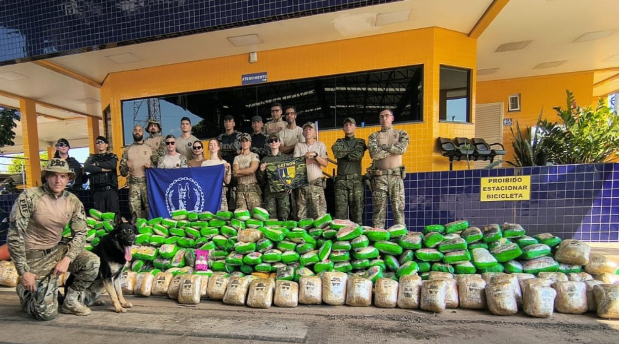 PRF apreende mais de 450 kg de drogas em caminhão na BR-364, em Várzea Grande 1