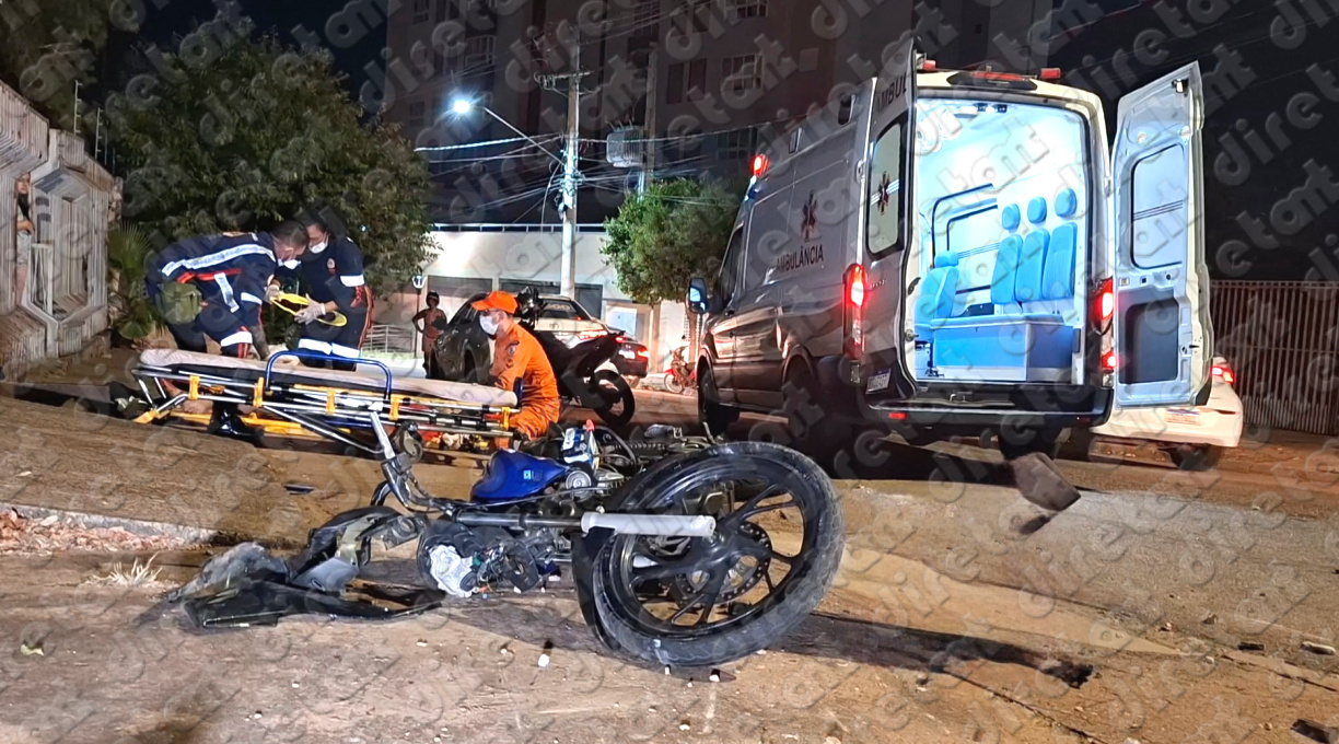 Adolescente fica gravemente ferido ao colidir moto contra muro no Loteamento Jambalaia 1 Adolescente fica gravemente ferido ao colidir moto contra muro no Loteamento Jambalaia 1