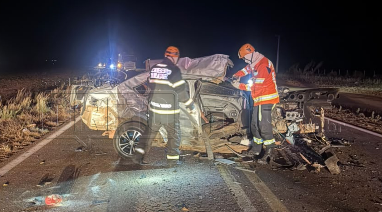 Uma pessoa morreu e outras duas foram socorridas após colisão frontal na BR-070, em Dom Aquino 7