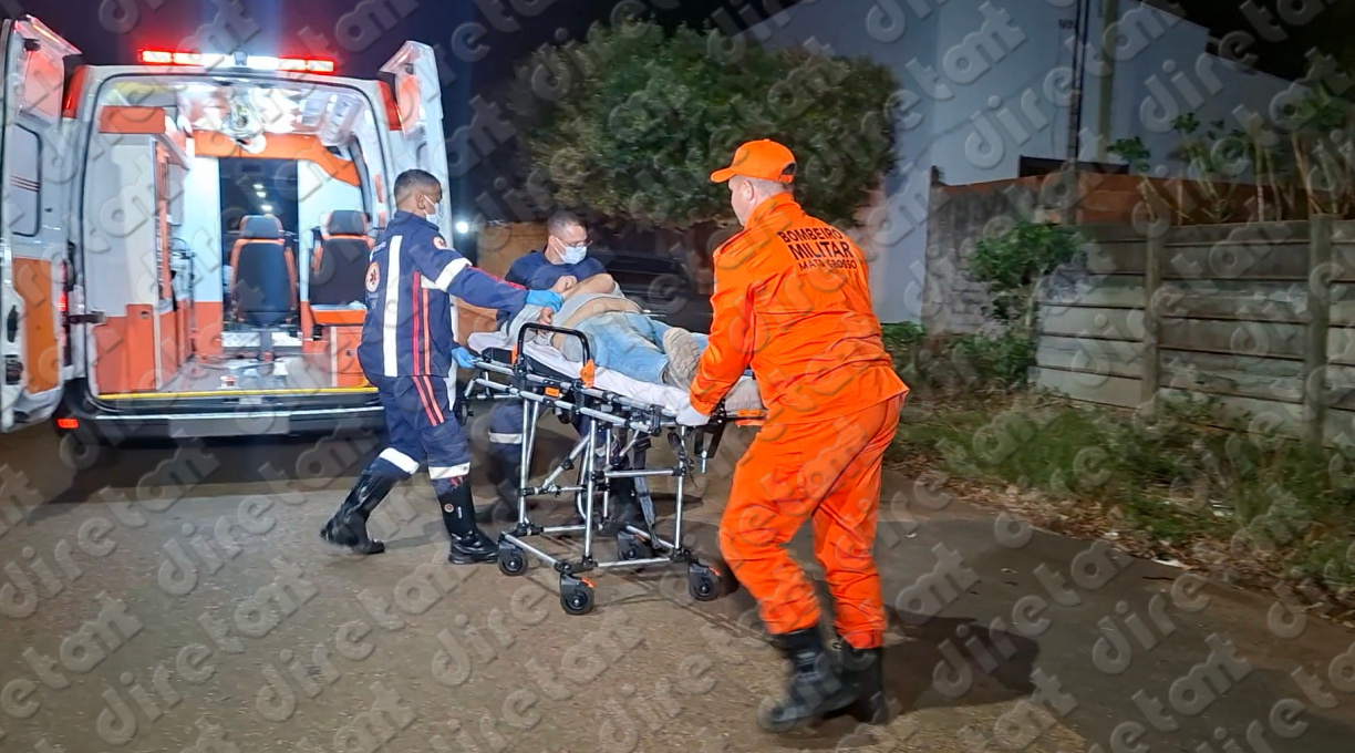 Homem é encaminhado em estado grave ao Hospital Regional após ser encontrado caído, com sinais de agressão, no bairro Cidade Alta 1