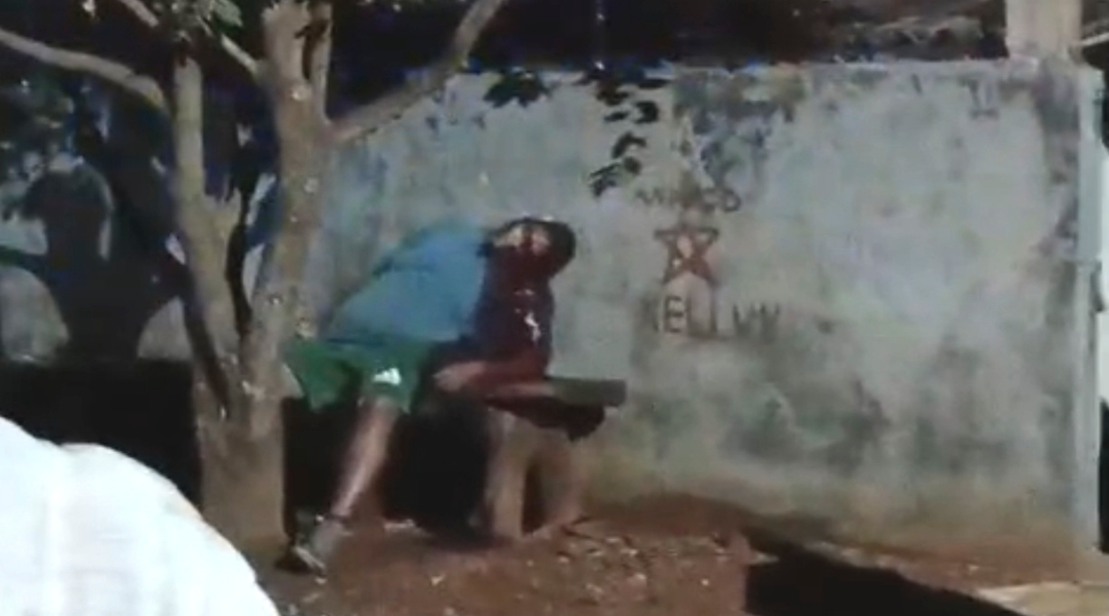 Individuo tornozelado, recém-saído do sistema prisional é executado em frente à própria residência, em Santa Elvira 1