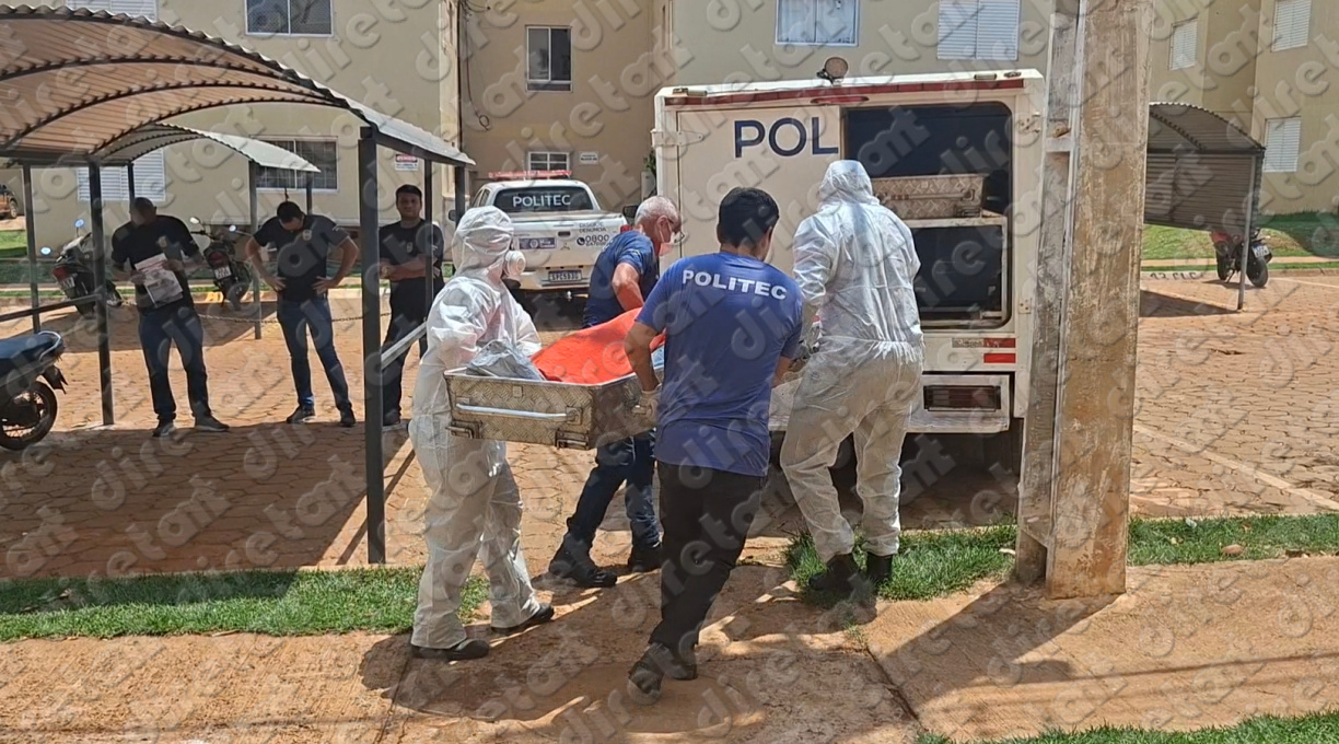 Corpo de homem em decomposição é encontrado dentro de apartamento no Residencial Celina Bezerra 1 Corpo de homem em decomposição é encontrado dentro de apartamento no Residencial Celina Bezerra 1