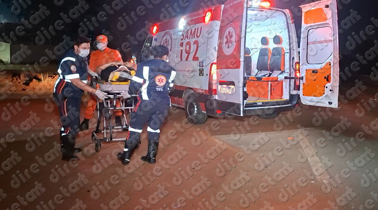Colisão entre uma motoneta Biz e um Fiat Uno, no Anel Viário, deixa jovem ferida 1 Colisão entre uma motoneta Biz e um Fiat Uno, no Anel Viário, deixa jovem ferida 1