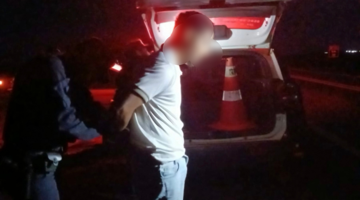 Após extorsão mediante sequestro, policiais militares do 15º BPM libertam a vítima e prendem um dos suspeitos do crime 1