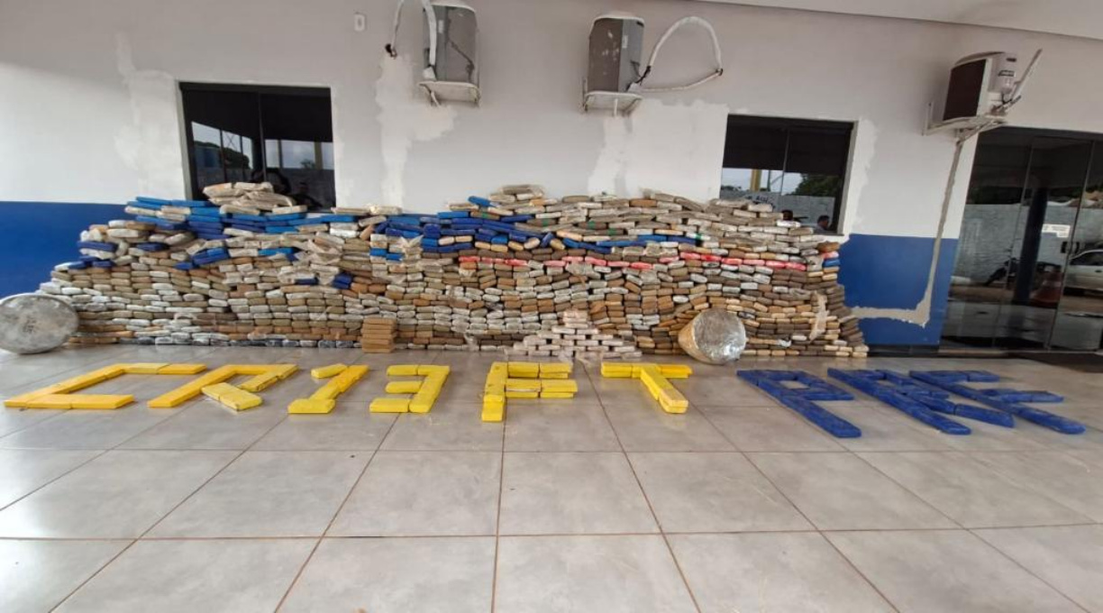 PM e PRF apreendem 1,1 tonelada de drogas em Canarana e causam prejuízo de R$ 8,6 milhões ao crime 1